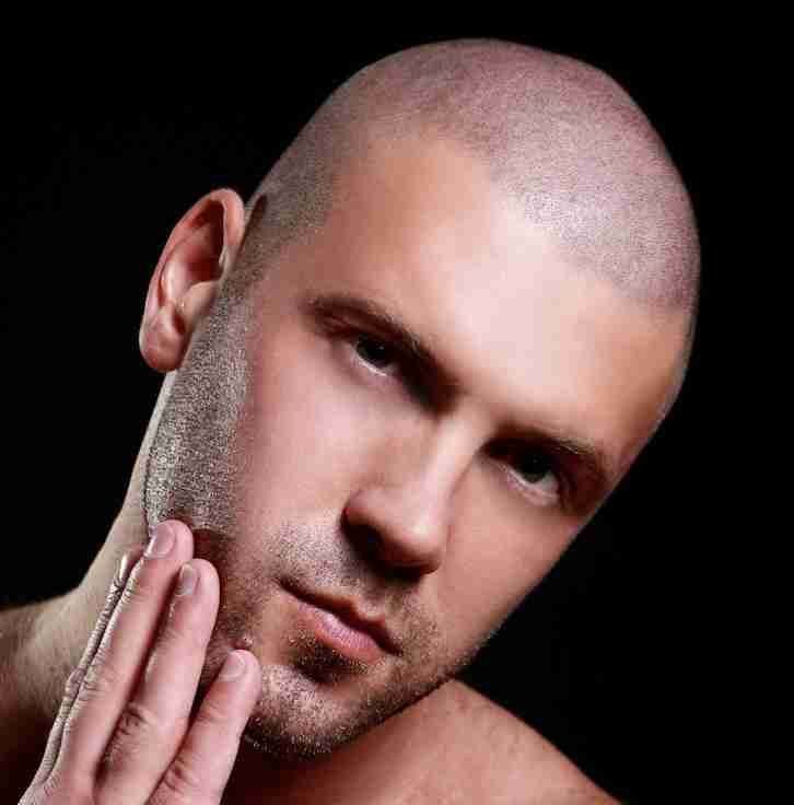 Resurgens Studio Luxembourg | Micro-pigmentation | Effet rasé homme